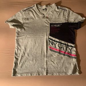 Selling a man shirt in very good condition any questions ask .😊